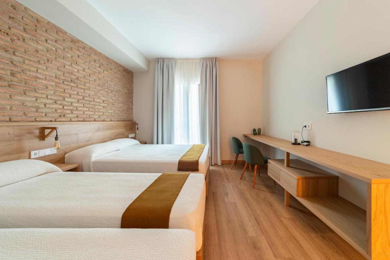 Hotel Restaurante Casa Luisa Эстелла Экстерьер фото
