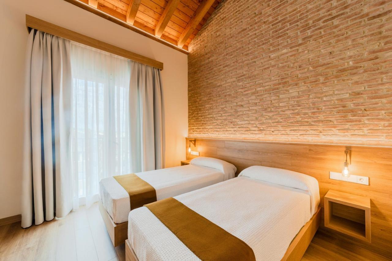 Hotel Restaurante Casa Luisa Эстелла Экстерьер фото